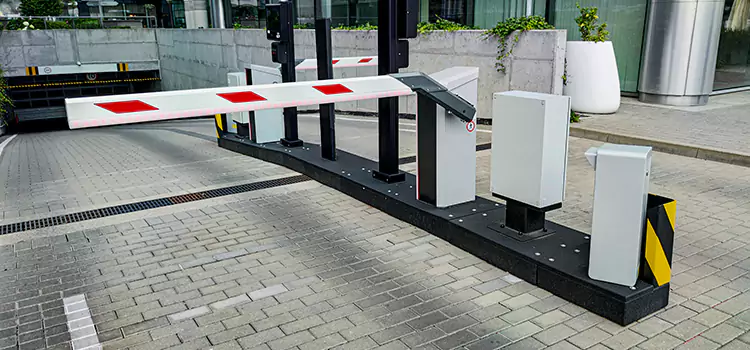 Custom Gate Design & Integration Harrison